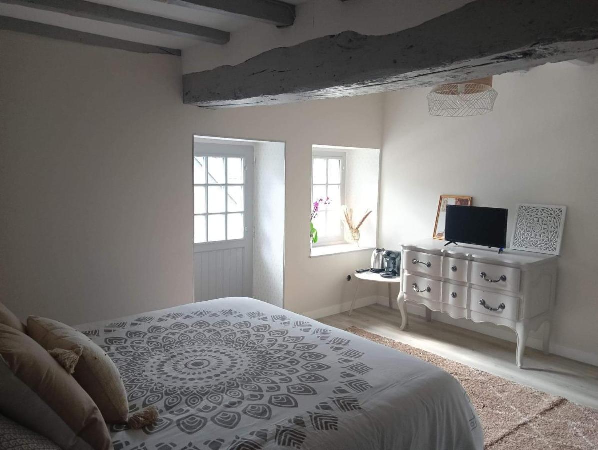 Chambre D'Hote Familiale De La Maison Bleue Lanvallay Exterior foto